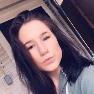 Meet your Posher, Molly